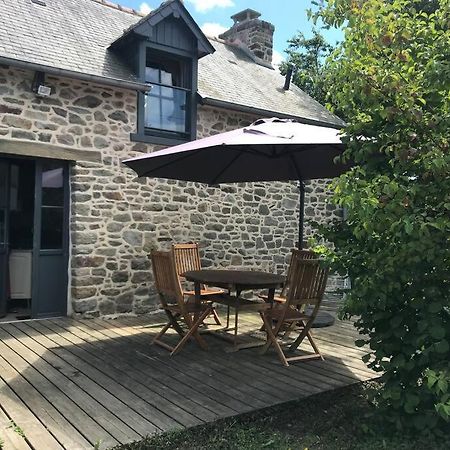Maisonnette Au Pied Du Mont Dol Exteriér fotografie